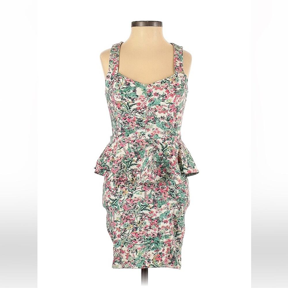 Bershka sweetheart neckline bodycon peplum sheath dress,‎ size small